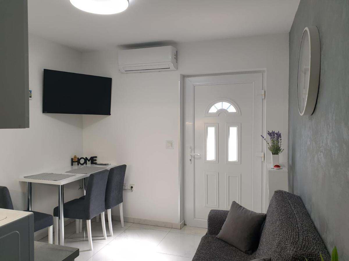 Apartment Ema Zadar Exterior photo